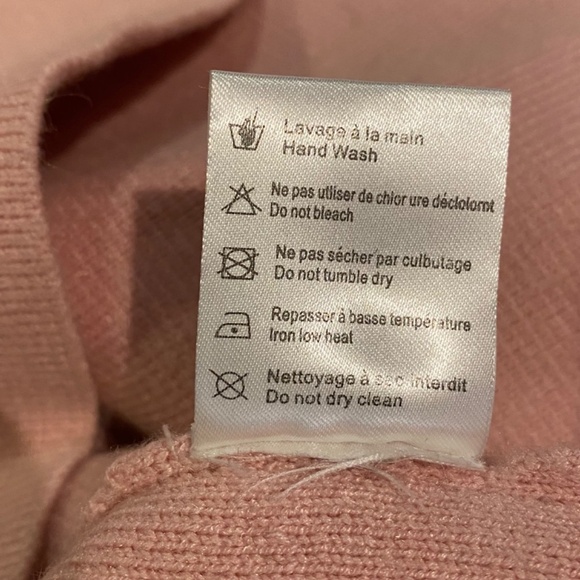 Pink Wool Blend Deer Appliqué 3/4 Sleeve Sweater Cozy Winter Tunic NWOT - Picture 16 of 16